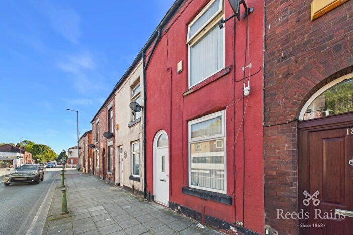 2 Bedroom Terraced House For Sale In Ashton Road, Hyde, Greater Manchester, SK14