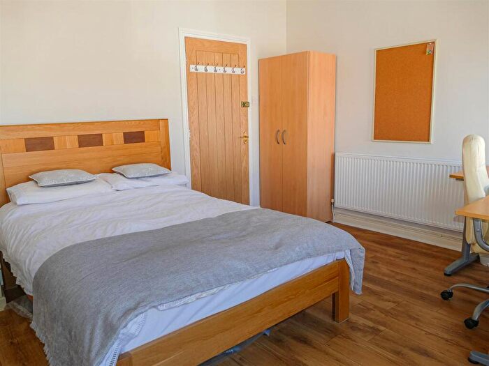 5 Bedroom Private Hall To Rent In Tewkesbury Street, Cathays, CF24