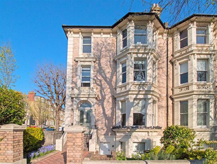 1 Bedroom Flat To Rent In Denmark Villas, Hove, BN3