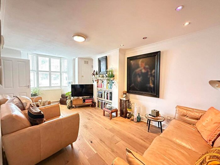 3 Bedroom Terraced House For Sale In Nightingale Grove, London, SE13