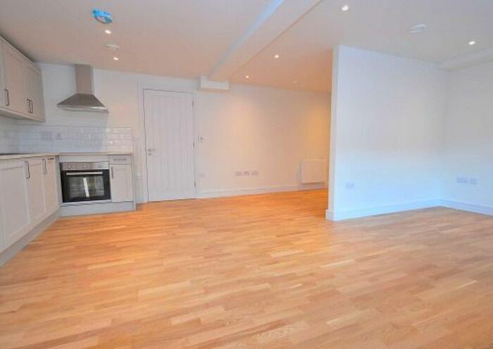 1 Bedroom Flat To Rent In The Barker Building, Northampton, NN5
