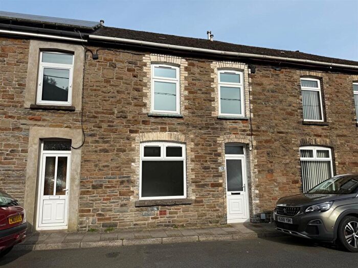 Property To Rent In Western Terrace, Cross Keys, Newport, NP11