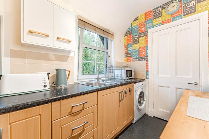 1 Bedroom Flat For Sale In Keystone Avenue, Milngavie, East Dunbartonshire, G62
