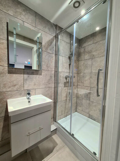 Studio To Rent In Berry Street, Hilltop Lodge, Coventry, West Midlands, CV1