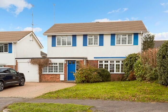 4 Bedroom Detached House To Rent In Bramber Close, Haywards Heath, RH16
