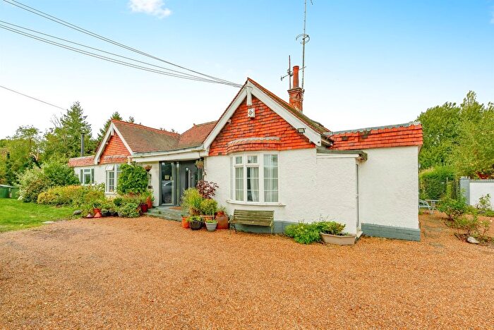6 Bedroom Detached House For Sale In Smallfield Road, Horne, Horley, RH6