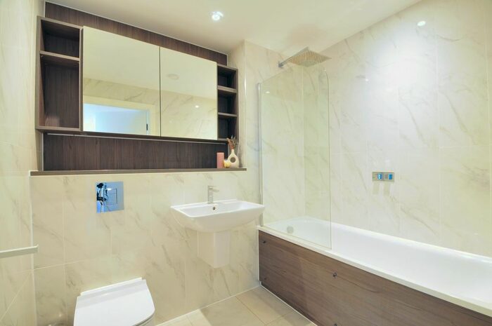 2 Bedroom Flat For Sale In Owen Street, Manchester, M15