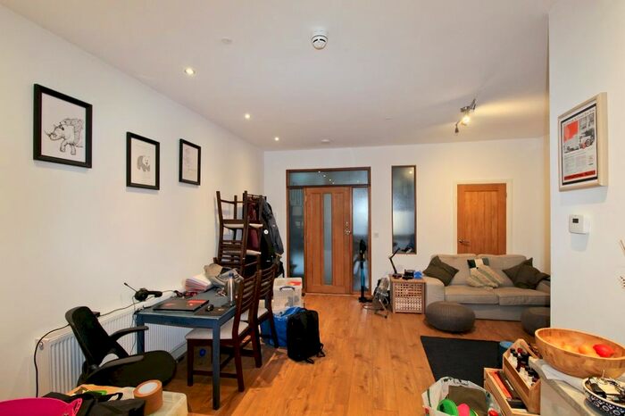 1 Bedroom Flat To Rent In Wick Lane, London, E3