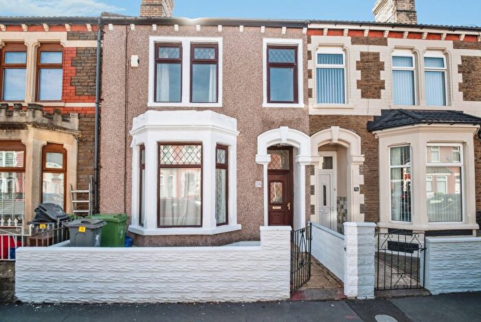 3 Bedroom Detached House For Sale In Llanmaes Street, Cardiff, CF11