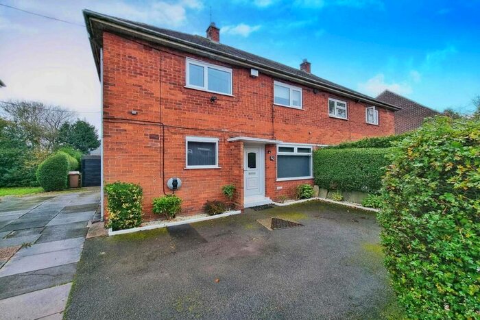 3 Bedroom Semi-Detached House To Rent In Macdonald Crescent, Stoke-On-Trent ST3