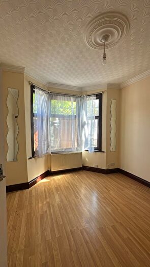3 Bedroom Terraced House To Rent In Streatfeild Avenue, London, E6