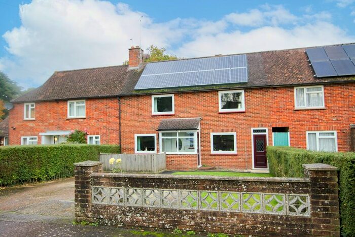 3 Bedroom Terraced House For Sale In Skinners Lane, Catsfield, TN33