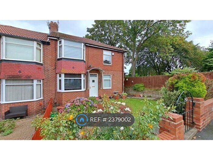 2 Bedroom Flat To Rent In Silverhill Drive, Newcastle Upon Tyne, NE5