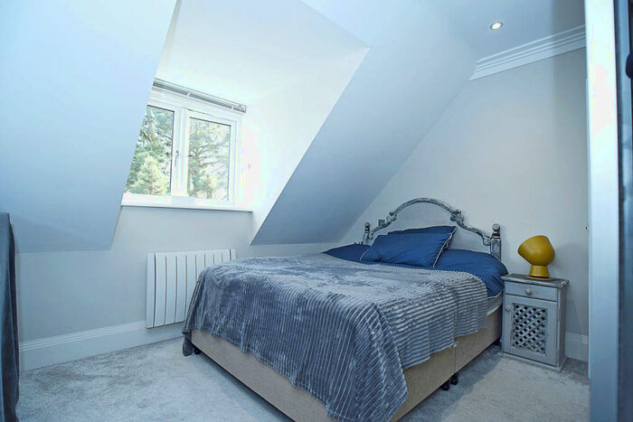 2 Bedroom Flat To Rent In The Exchange, Farnham Common, SL2