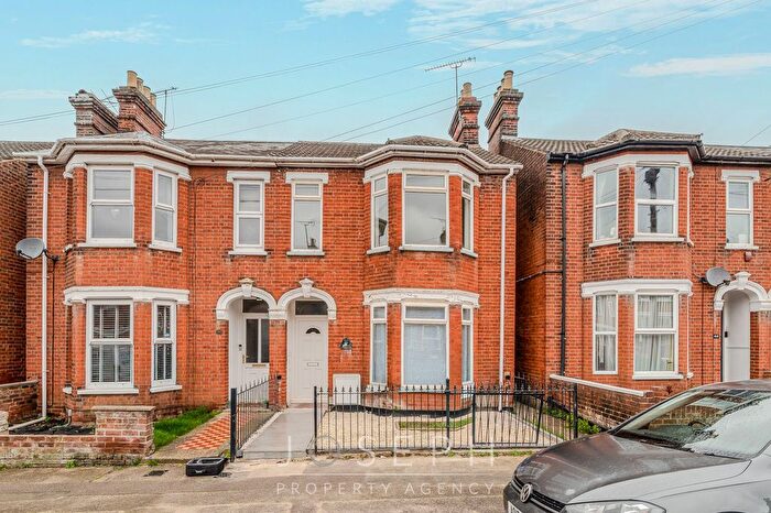 3 Bedroom Semi Detached House To Rent In All Saints Road, Ipswich, IP1