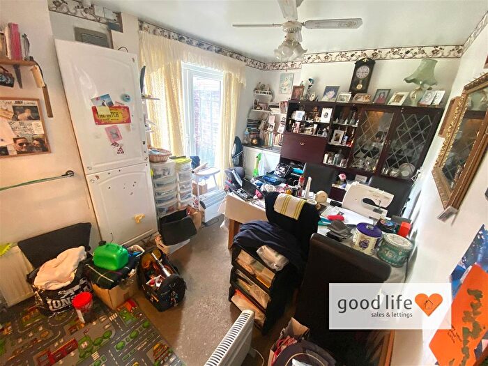 2 Bedroom Semi-Detached House For Sale In Lyngrove, Ryhope, Sunderland, SR2