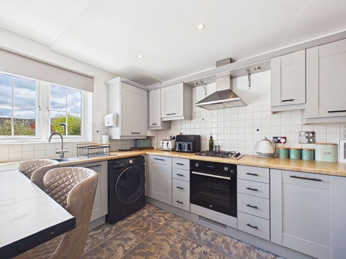 2 Bedroom Flat For Sale In The Sidings, High Wycombe, Buckinghamshire, HP11