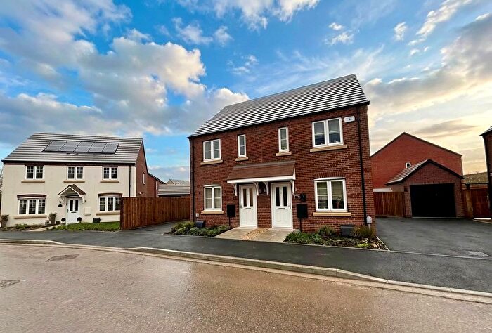 2 Bedroom Property To Rent In Long Hill Fields, Stratford-Upon-Avon, CV37