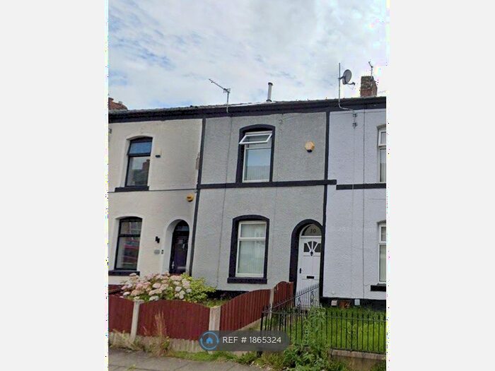 2 Bedroom Terraced House To Rent In Ash Street, Bury, BL9