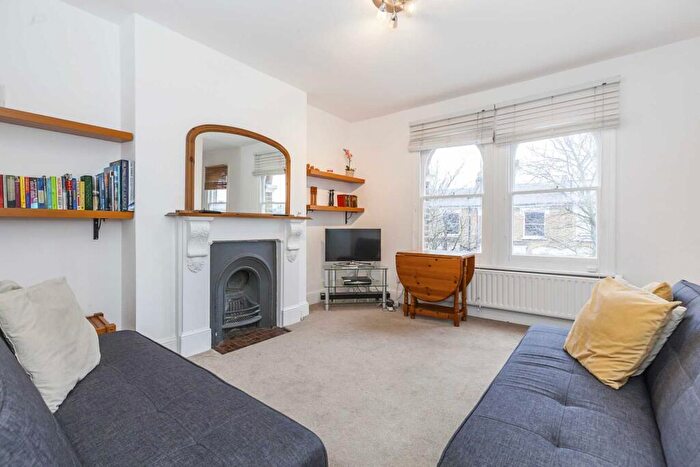 2 Bedroom Flat For Sale In Bardolph Road, London, N7