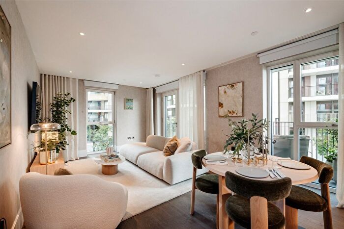 1 Bedroom Flat For Sale In White City Living, Wood Lane, W12