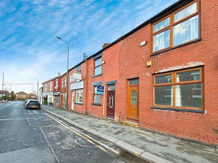 2 Bedroom House To Rent In Stockport Road, Hyde, Greater Manchester, SK14
