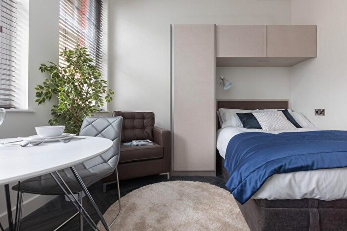 1 Bedroom Apartment To Rent In King Street, Manchester, Greater Manchester, M6