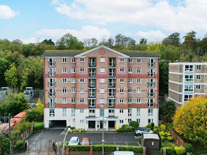 2 Bedroom Flat For Sale In London Road, Patcham, BN1