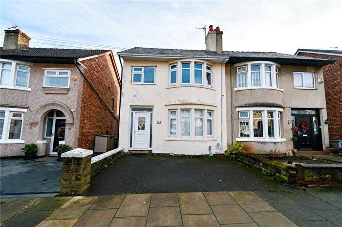3 Bedroom Semi Detached House For Sale In Stonehill Avenue, Bebington, Wirral, CH63