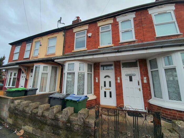 2 Bedroom House To Rent In Rosefield Road, Smethwick, B67