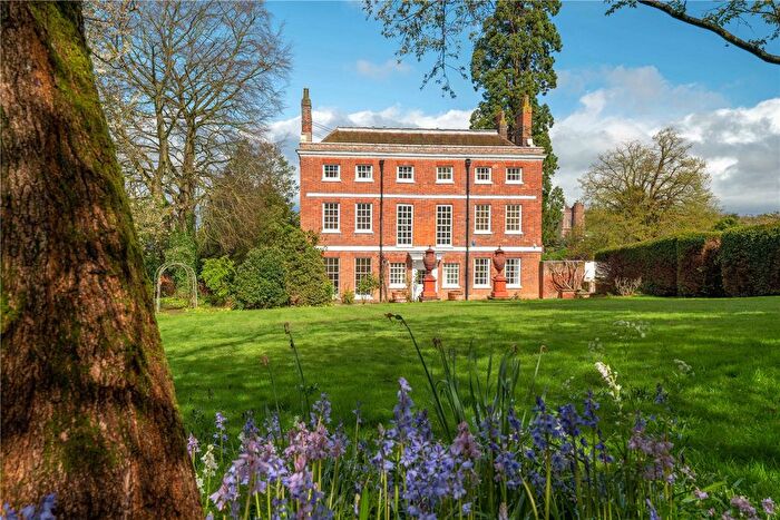 8 Bedroom Detached House To Rent In Queen Street, Castle Hedingham, Halstead, Essex, CO9