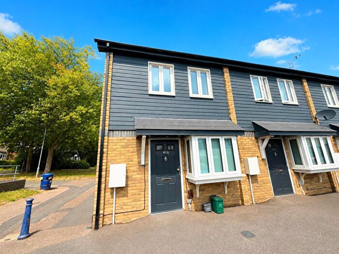 1 Bedroom End Of Terrace House To Rent In Trindehay, Basildon, Essex, SS15