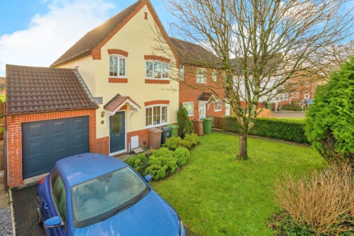 3 Bedroom End Terrace House For Sale In Ashwood Park Road, Plymouth, PL7