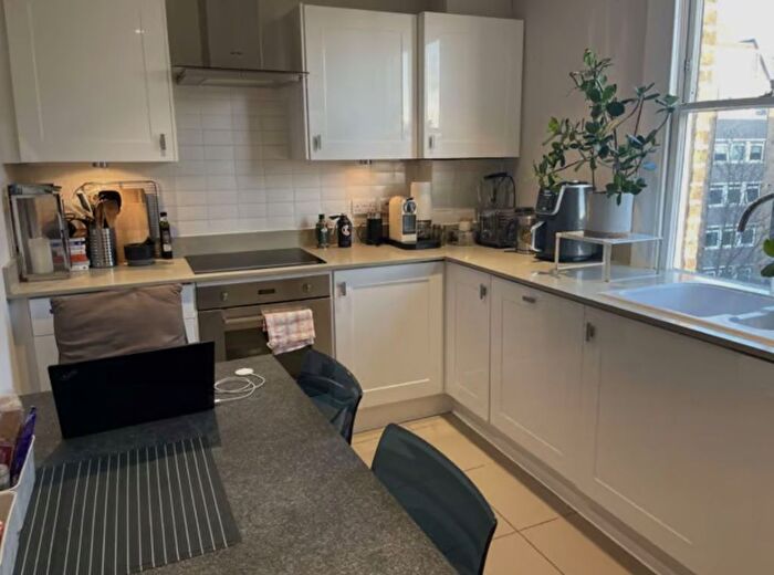 1 Bedroom Flat To Rent In Pellham Rd, South Kensington, SW7