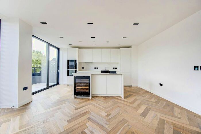 2 Bedroom Flat To Rent In One Cluny Mews, Cluny Mews, London, Eg, Earls Court, SW5