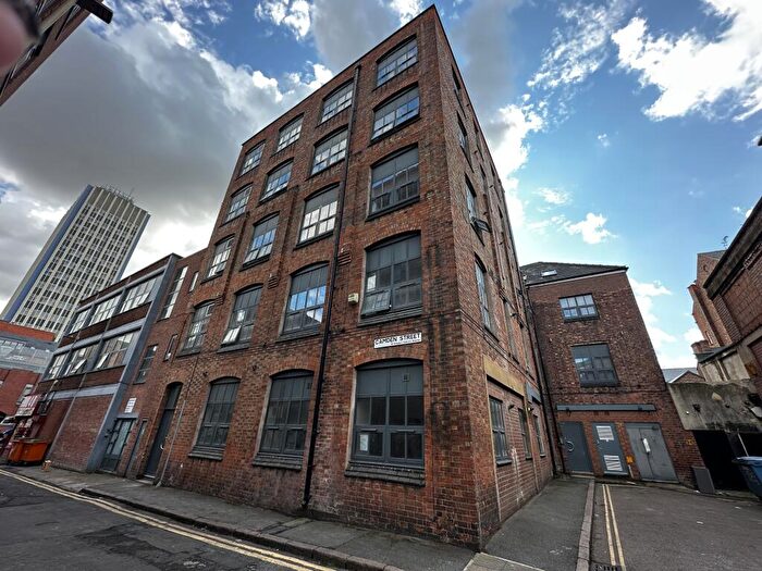 2 Bedroom Apartment To Rent In Camden Street, Leicester, LE1