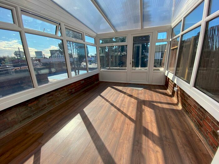 4 Bedroom Flat To Rent In Woodford Avenue, Gantshill IG2