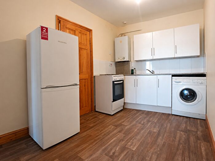 1 Bedroom Flat To Rent In Leytonstone, E11