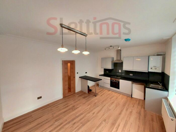 1 Bedroom Flat To Rent In West Hendon Broadway, London, NW9