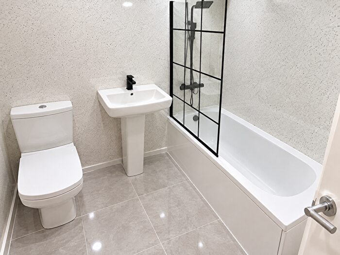 1 Bedroom Flat To Rent In High Street, London, E17