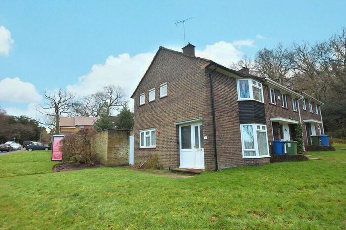 2 Bedroom End Of Terrace House To Rent In Bullbrook Drive, Bracknell, Berkshire, RG12