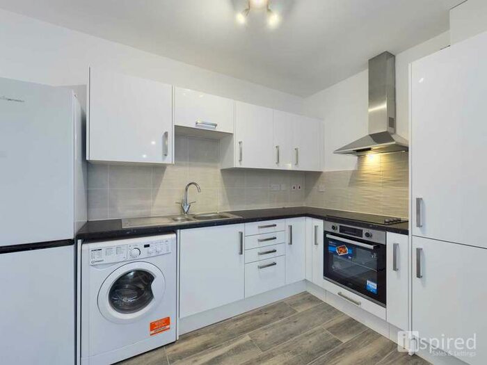 1 Bedroom Maisonette Flat To Rent In Stratford Road, Wolverton, MK12