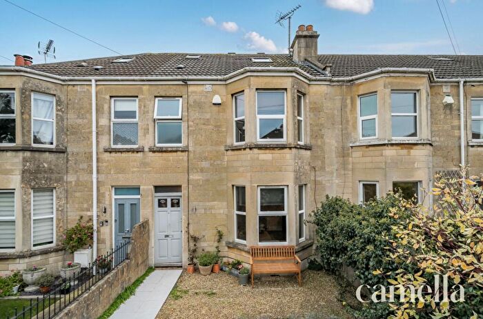 3 Bedroom Terraced House For Sale In Southdown Road, Bath, BA2