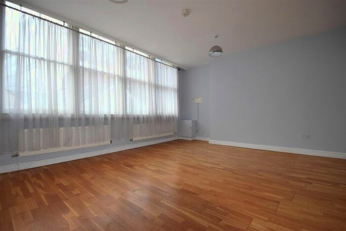 1 Bedroom Flat To Rent In Castle Street, Liverpool, L2
