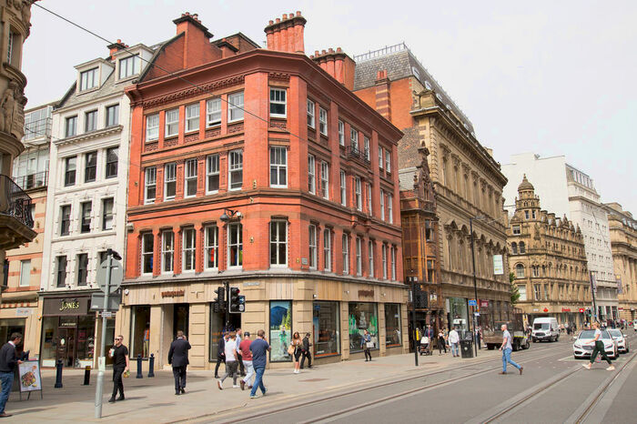 Studio To Rent In King Street, Manchester, Greater Manchester, M2