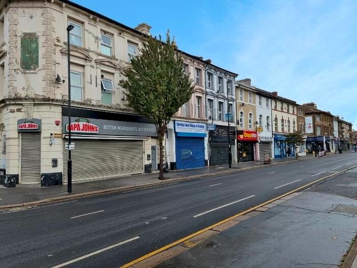 1 Bedroom Flat To Rent In A Lower Addiscombe Road, Croydon, Surrey, CR0