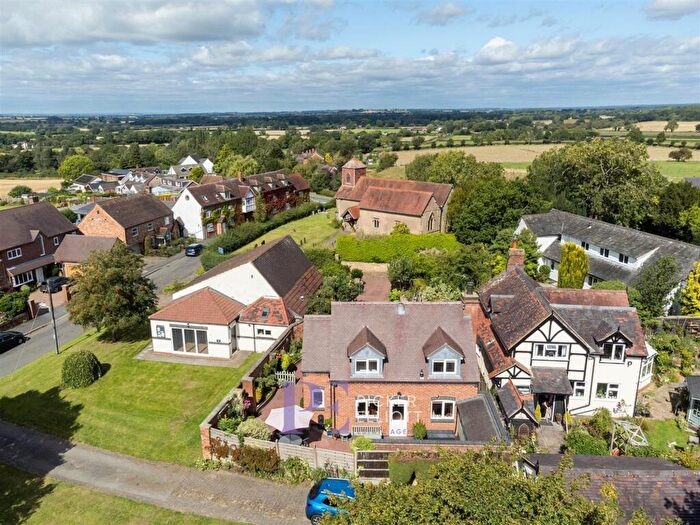 4 Bedroom Detached House For Sale In The Green, Dadlington, CV13