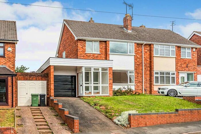 3 Bedroom Semi-Detached House To Rent In Coleridge Rise, Dudley, West Midlands, DY3