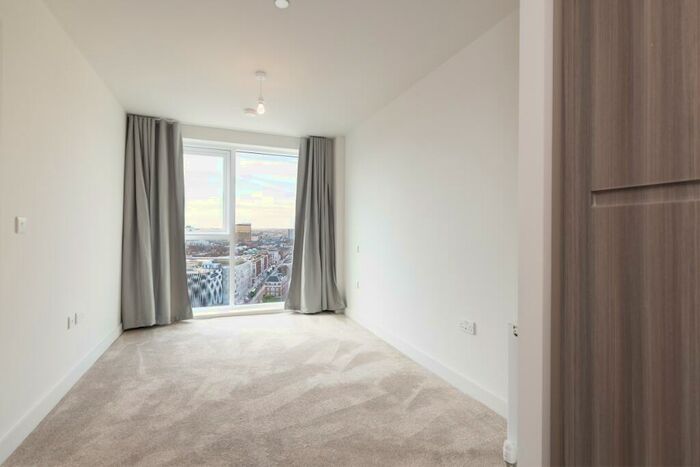 2 Bedroom Apartment To Rent In New York Square, Quarry Hill Leeds, LS2