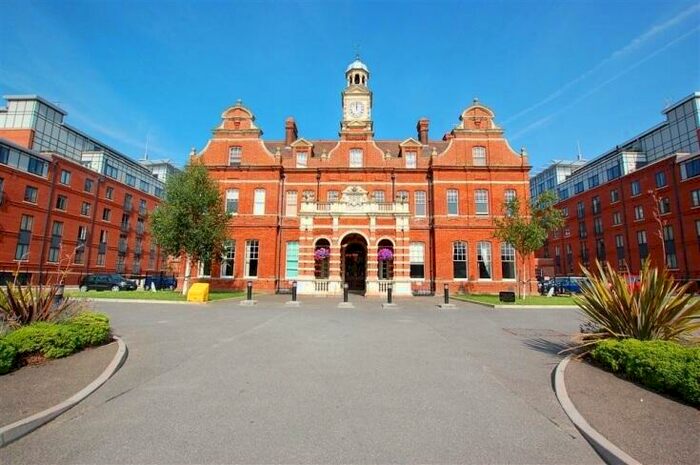 2 Bedroom Apartment To Rent In The Pavilion, NR1